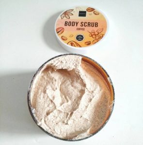 Tekstur Body Scrub Coffee