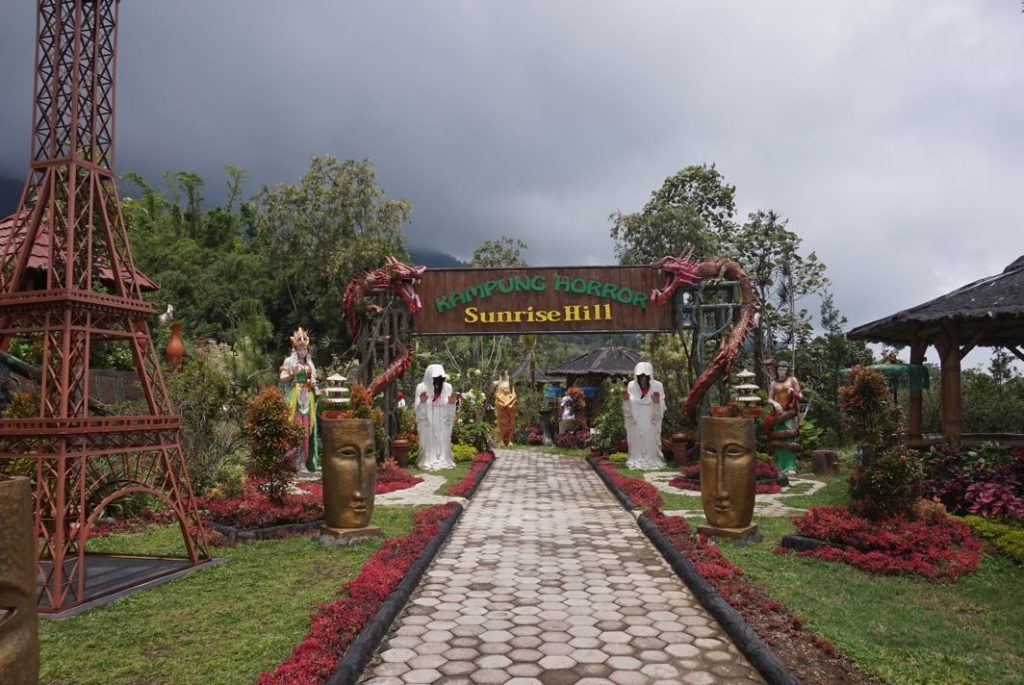 Kampung Horor Bandungan Semarang